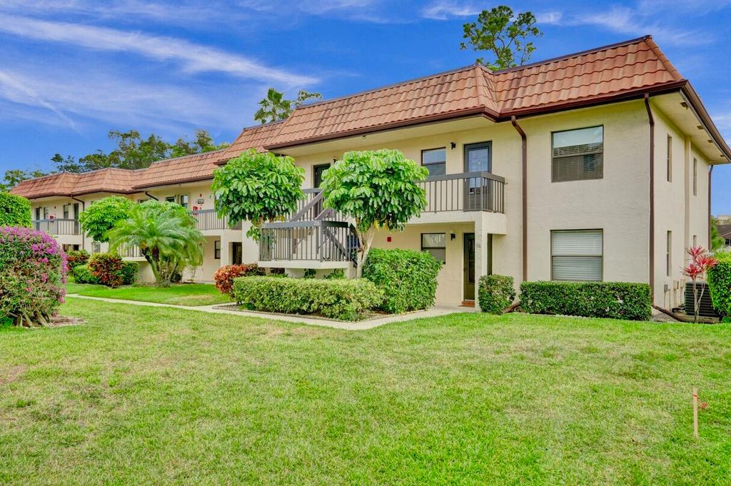 Photo of 7281 Golf Colony Court #206, Lake Worth, FL 33467 (MLS # R11079738)