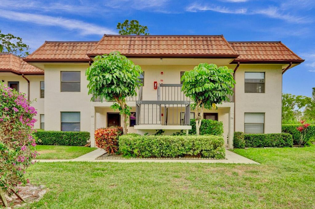 Photo of 7281 Golf Colony Court #206, Lake Worth, FL 33467 (MLS # R11079738)