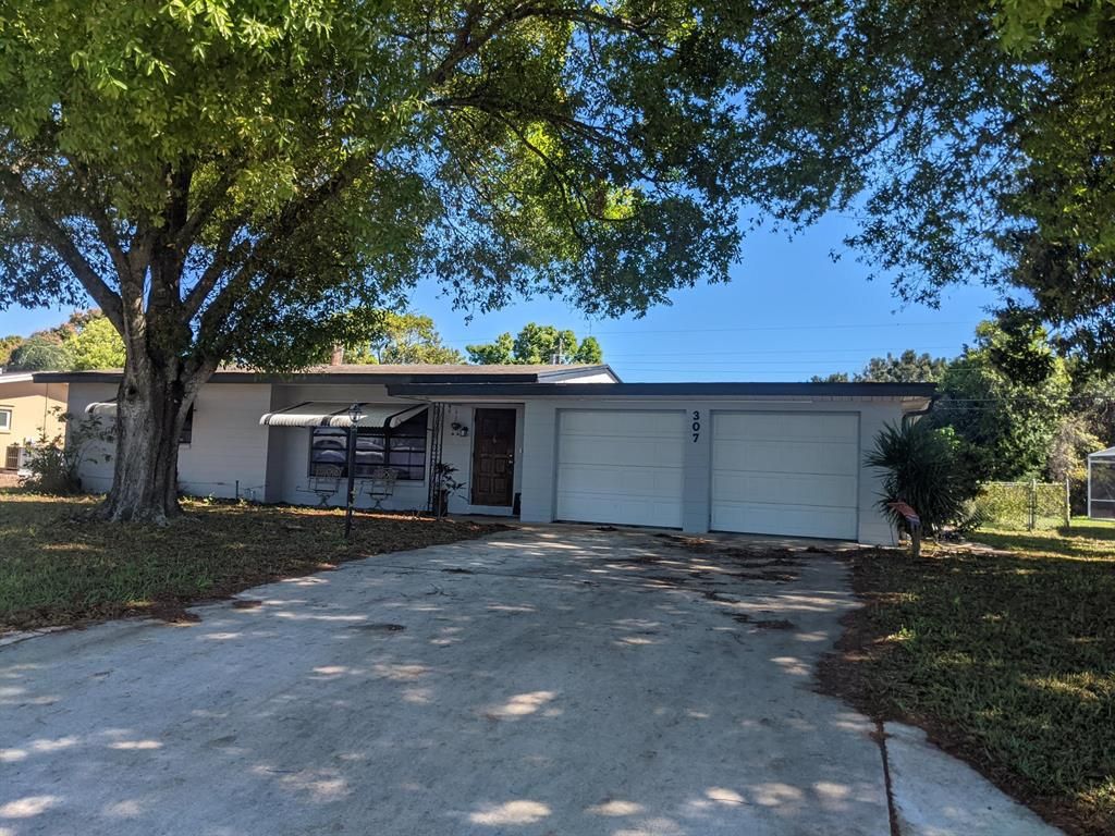 Photo of 307 Olive Avenue Ave, Port St Lucie, FL 34952 (MLS # R10773329)