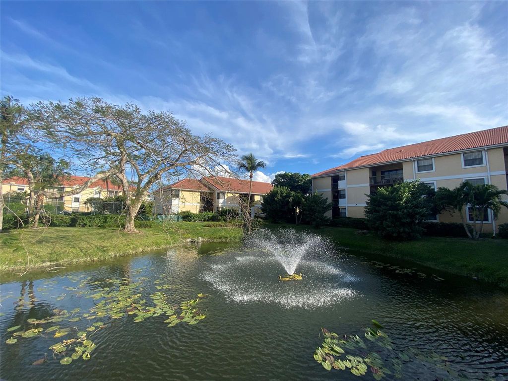 Photo of 5721 Riverside Drive #306B, Pompano Beach, FL 33067 (MLS # F10488225)