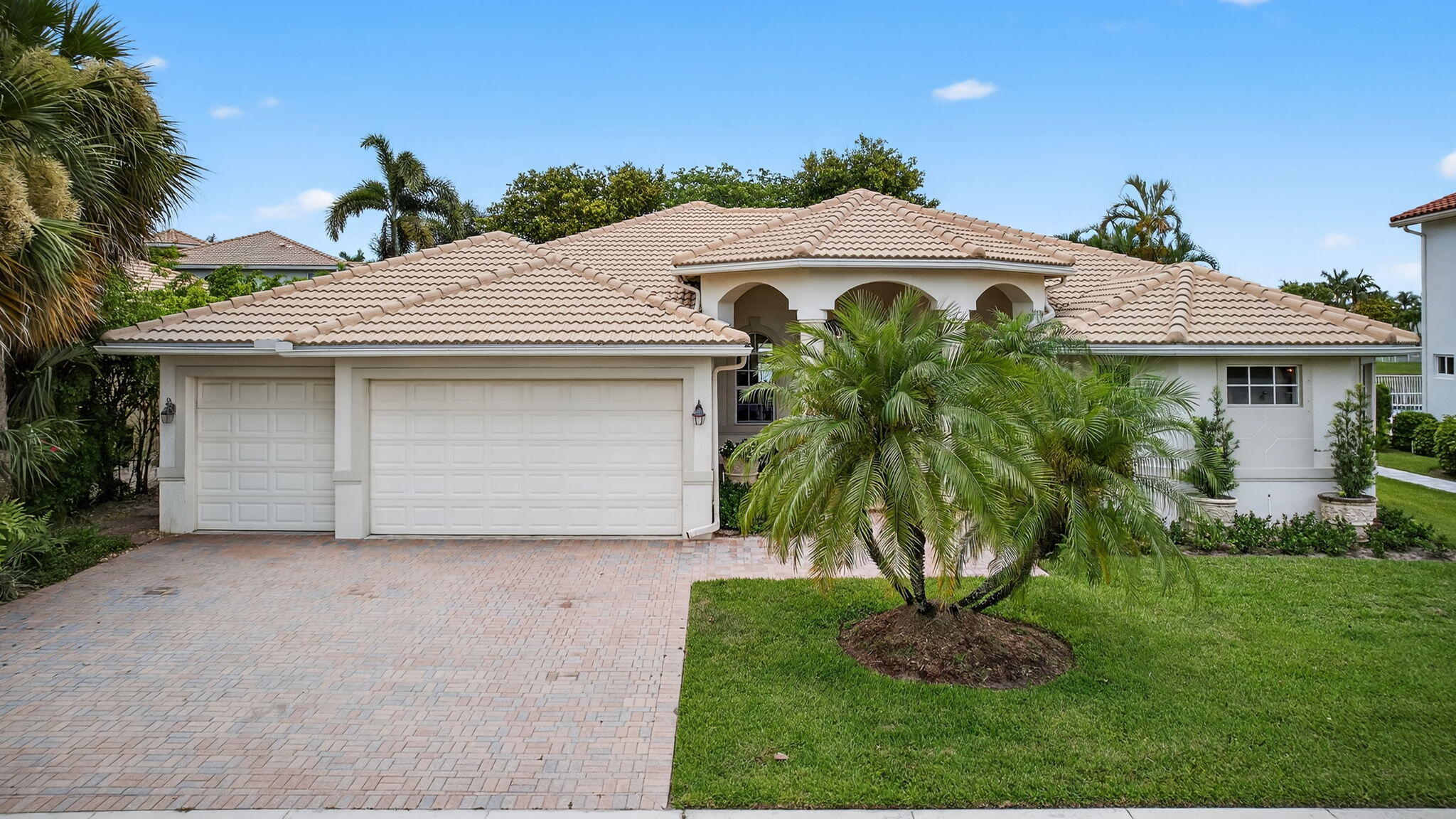 4693 Sugar Beach Way