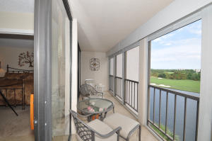 LAKEWOOD MIDRISE CONDO - Residential Lease