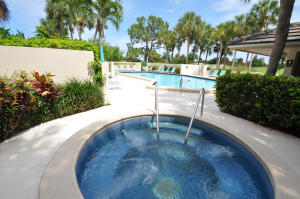 LAKEWOOD MIDRISE CONDO - Residential Lease