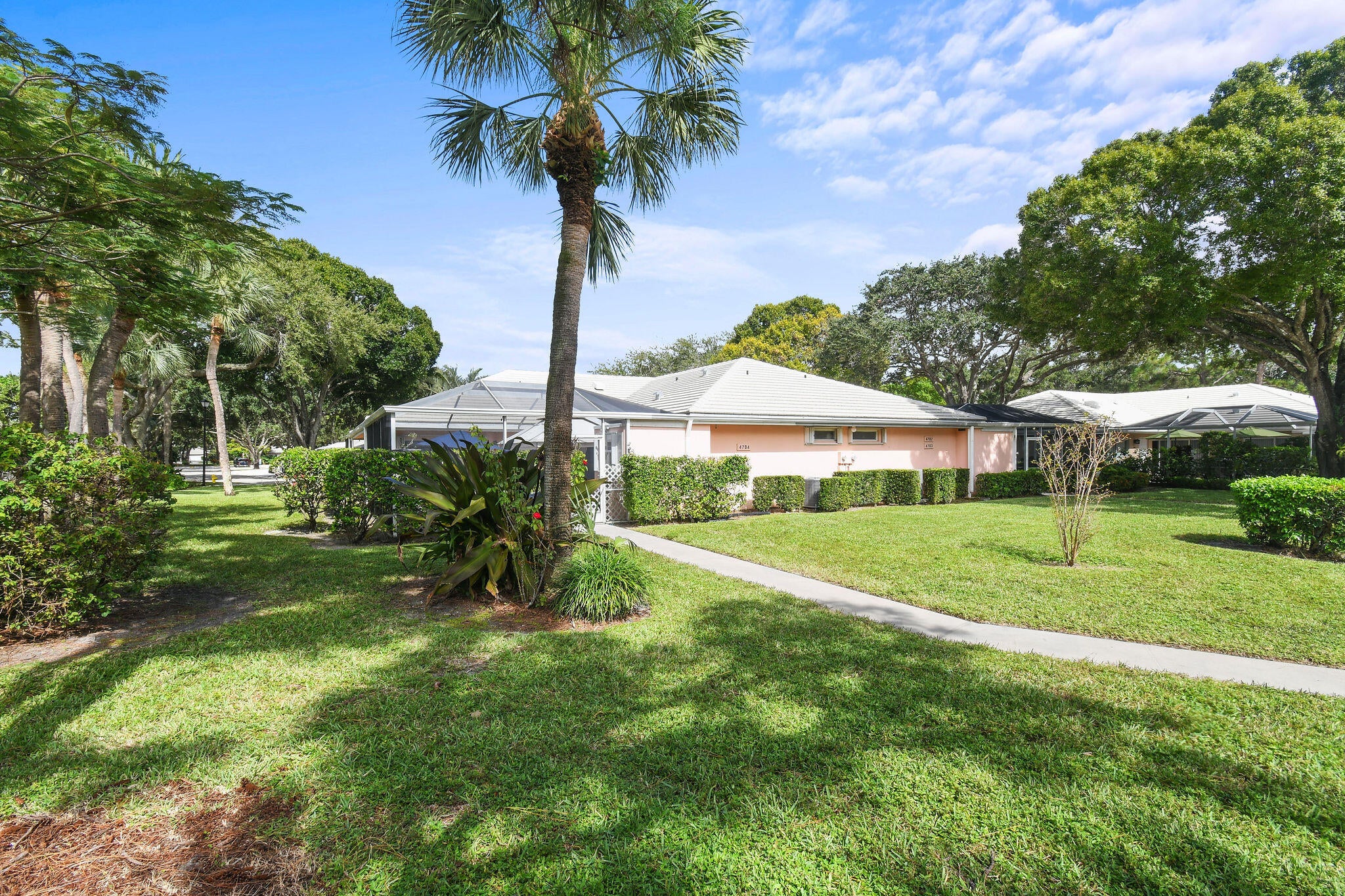 Properties 4704 Lakemont Court