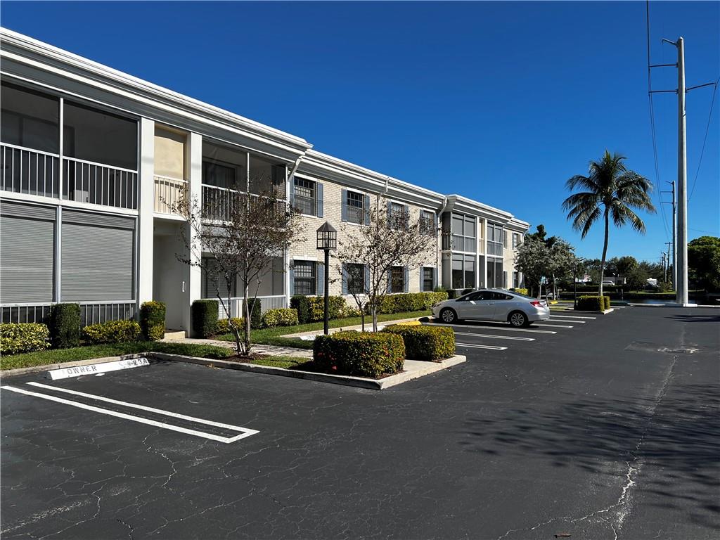 Cypress Club - Residential