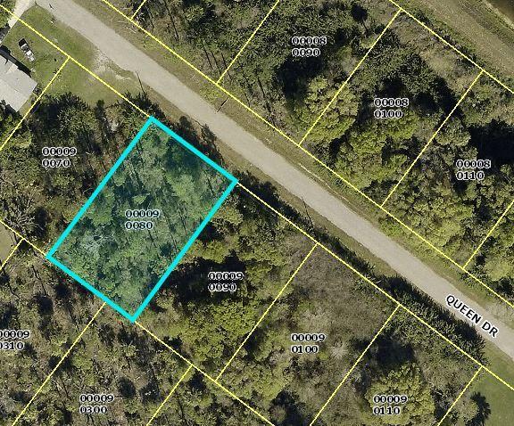 Nice lot in Lehigh Acres, Lee County Florida, available for your new home. Lot located short drive to local shopping and restaurants. Buy and build or hold for investment.