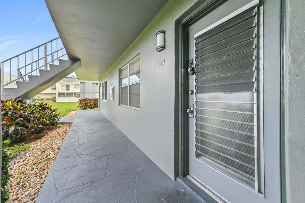 Photo of 887 Normandy S, Delray Beach, FL 33484 (MLS # B26059487)