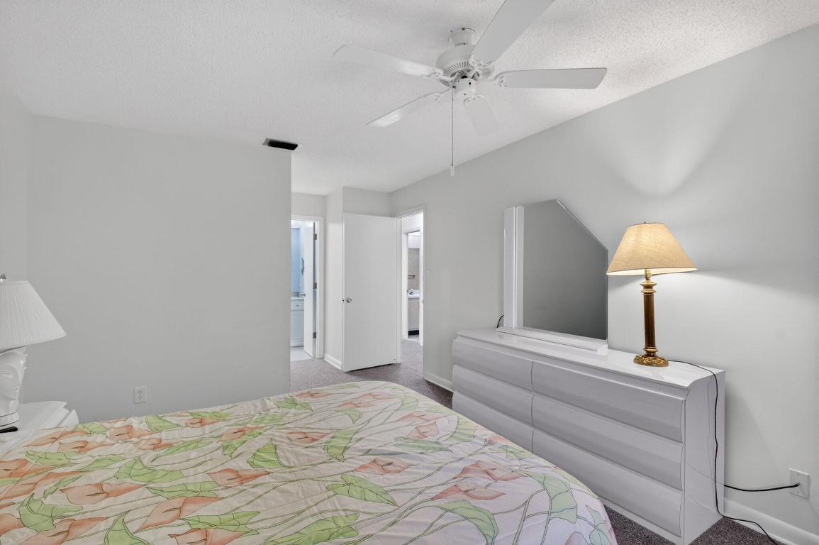 DELRAY VILLAS 1 - Residential