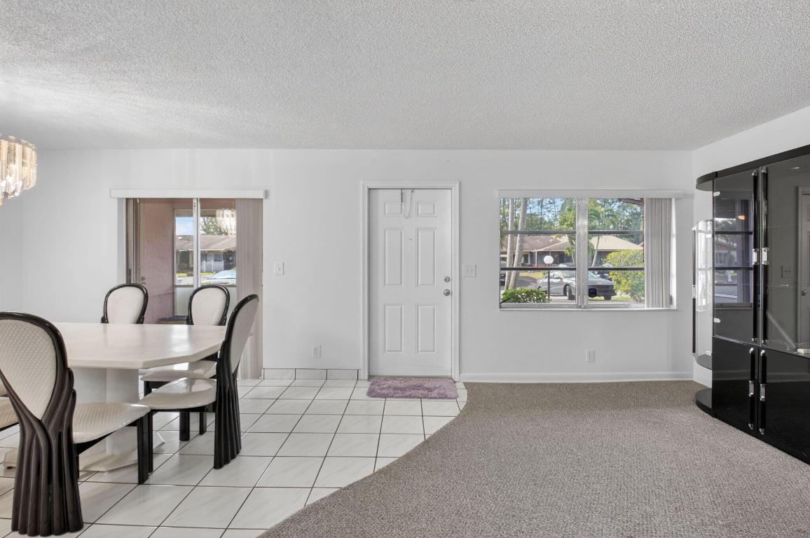 DELRAY VILLAS 1 - Residential