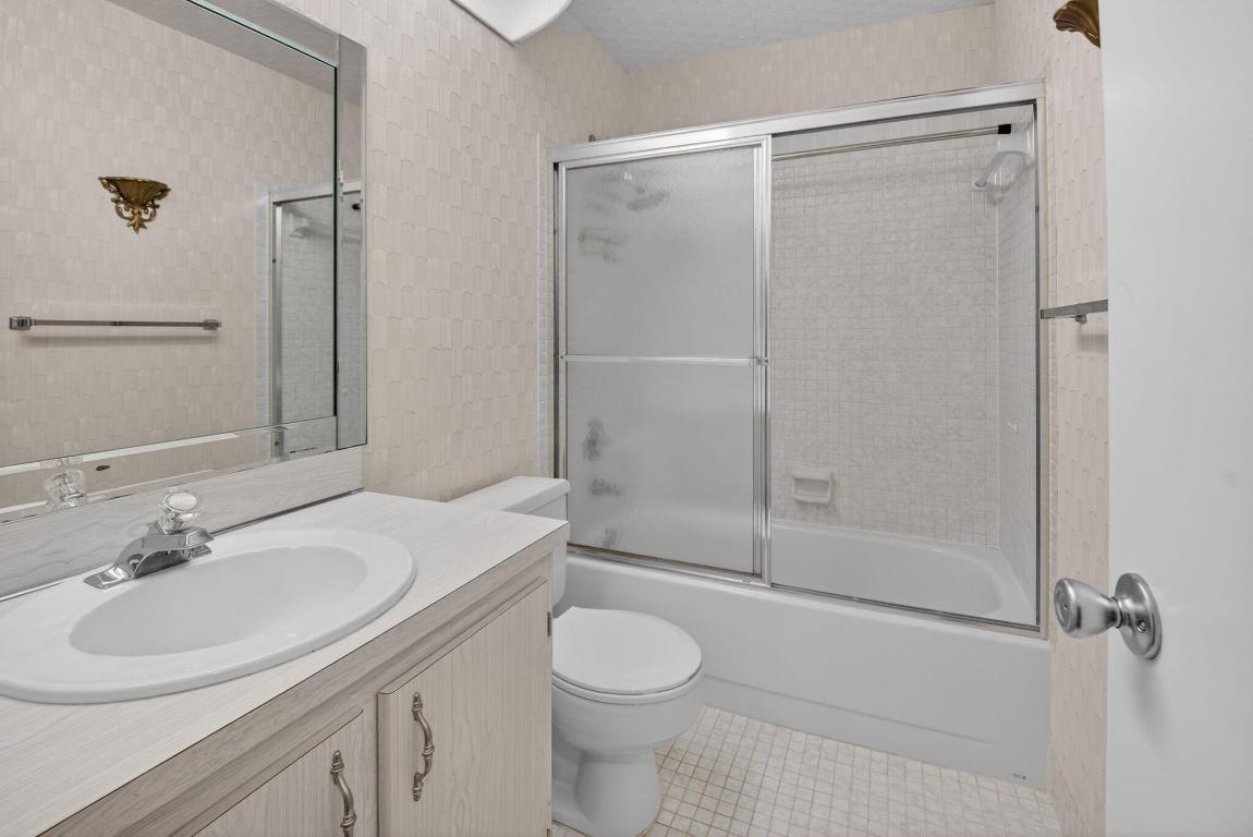 DELRAY VILLAS 1 - Residential