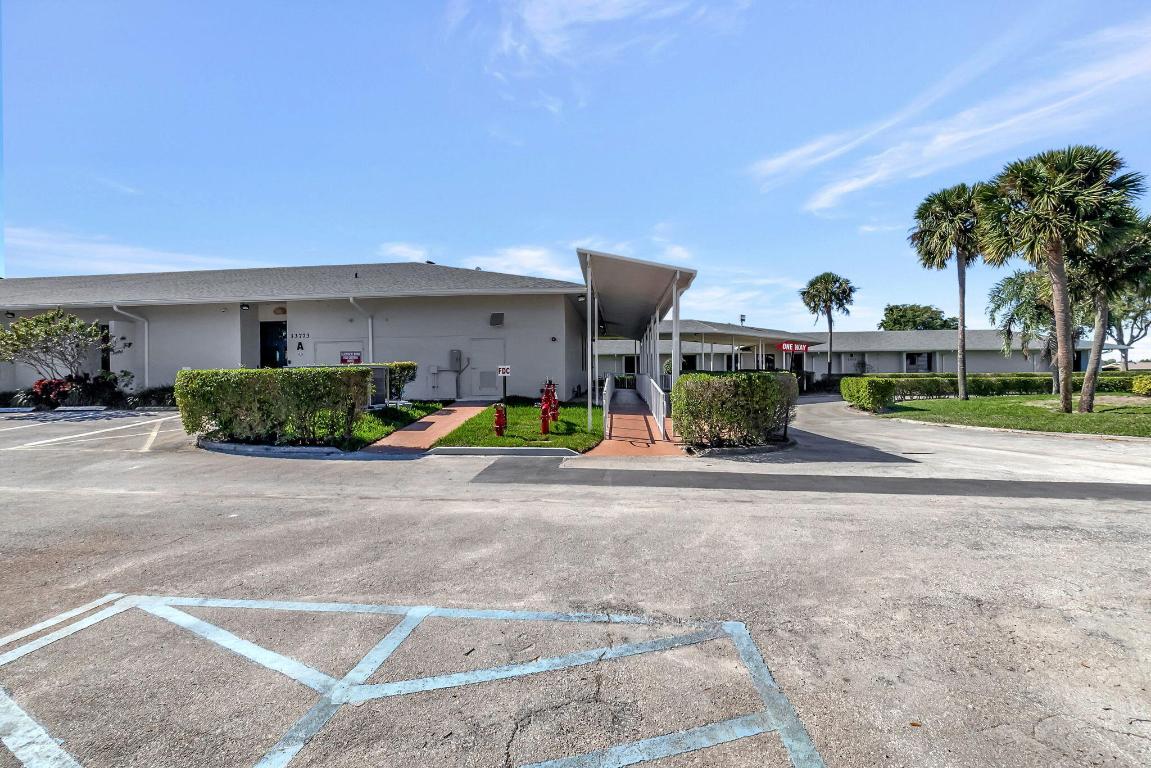 DELRAY VILLAS 1 - Residential