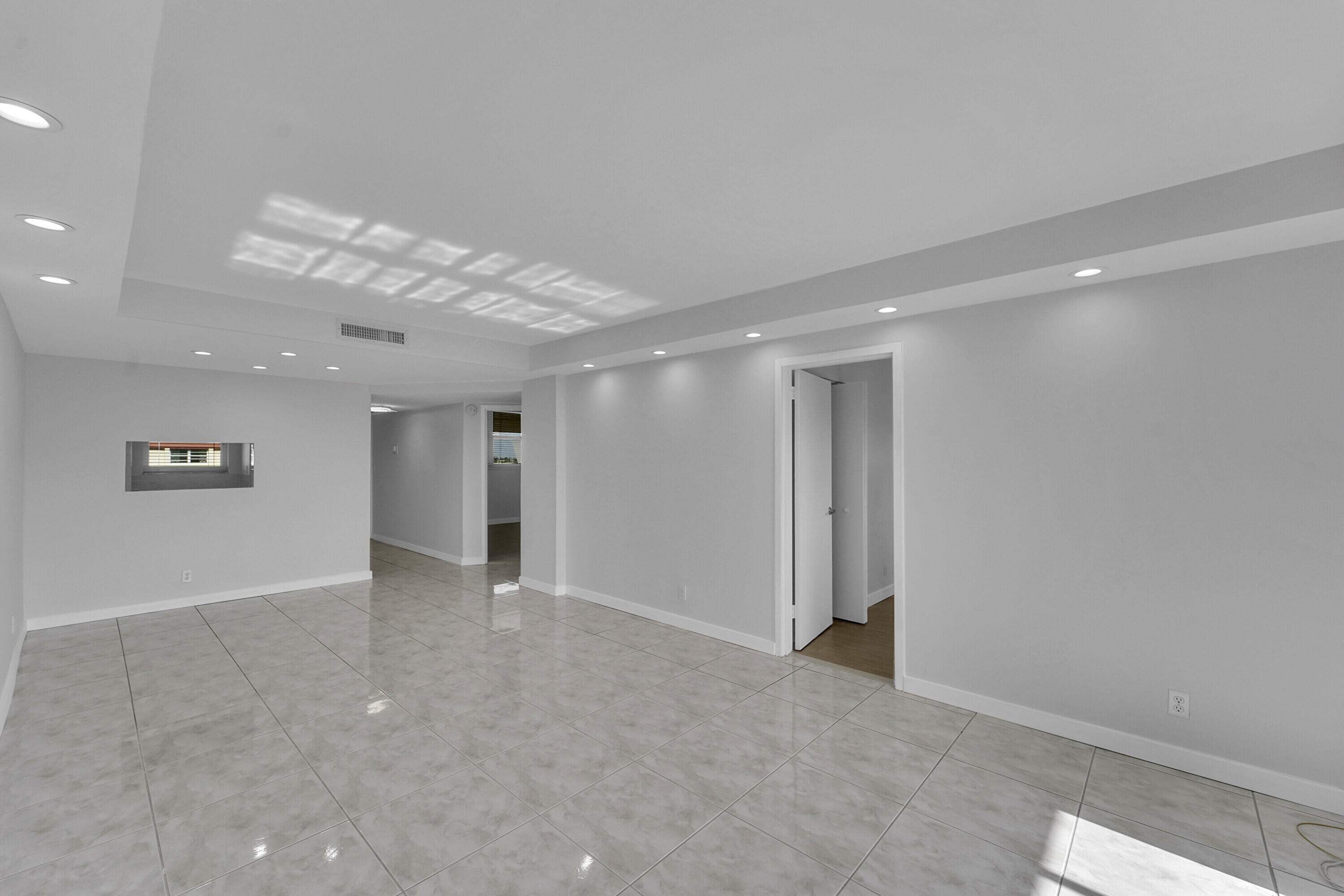 CROSS FOX CONDO - Residential Lease