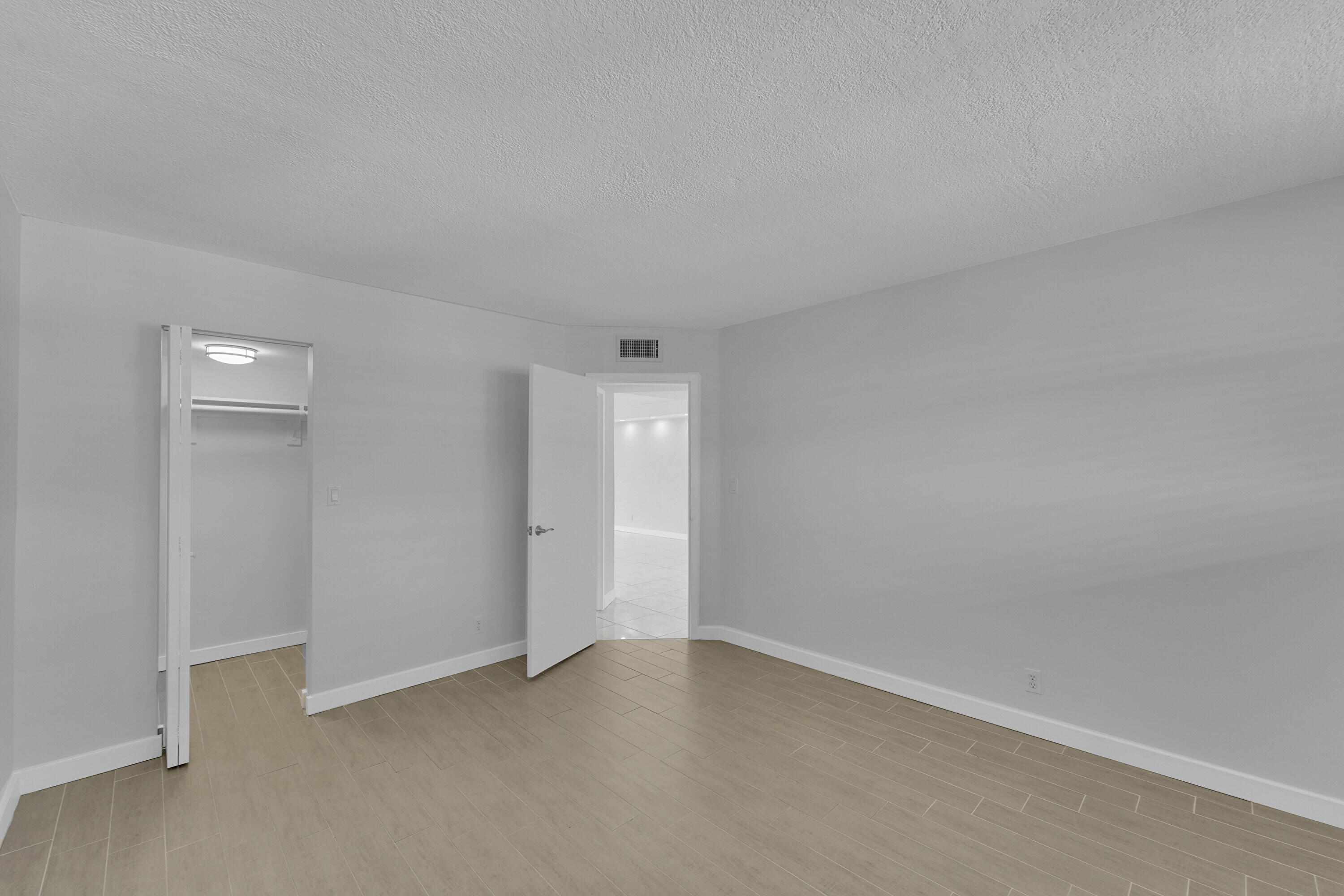 CROSS FOX CONDO - Residential Lease