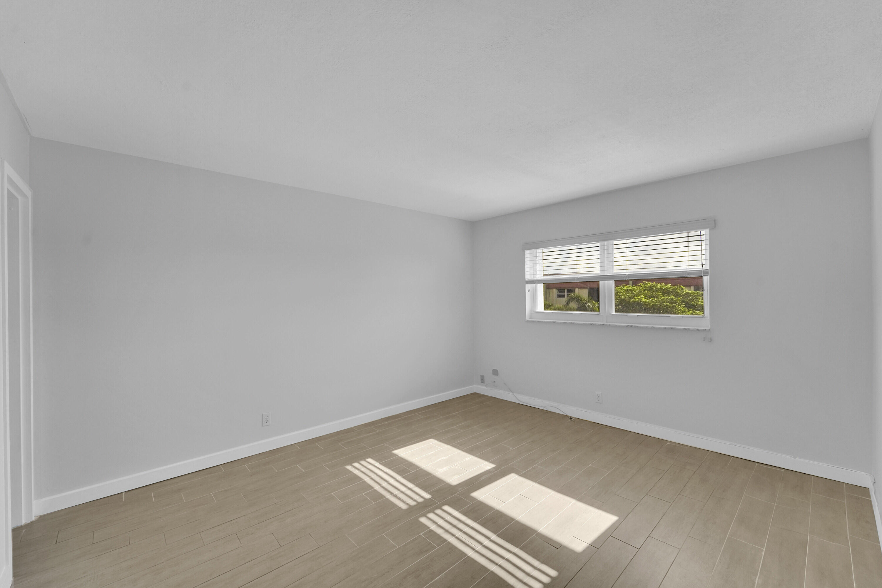 CROSS FOX CONDO - Residential Lease