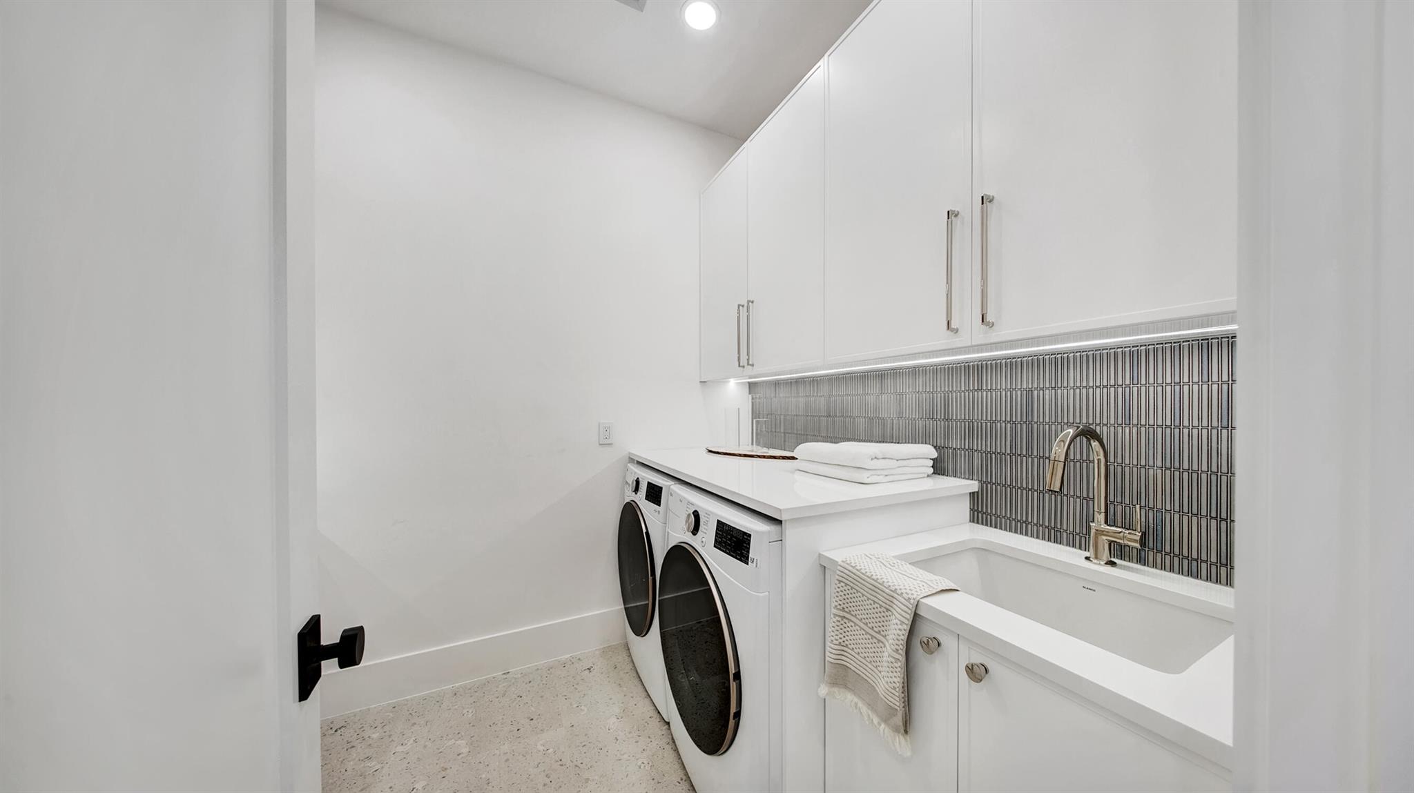 DELL PARK - Residential