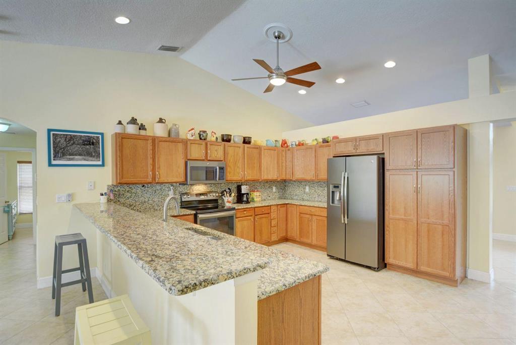 PORT ST LUCIE SECTION 33 - Residential