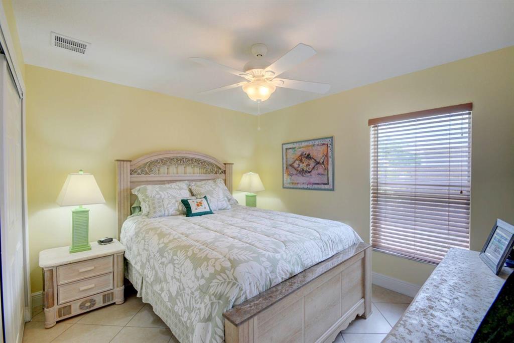 PORT ST LUCIE SECTION 33 - Residential