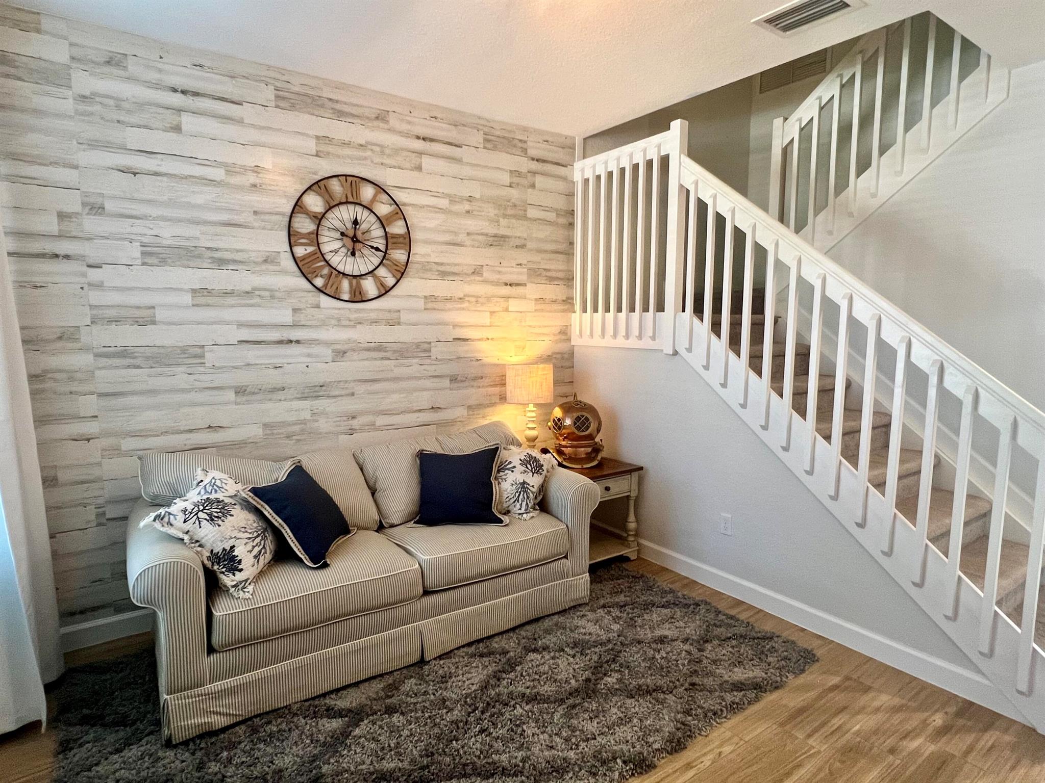 VERONA TRACE SUB & THE VI - Residential