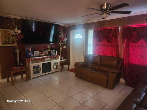1441 W Central Street Lantana FL 33462