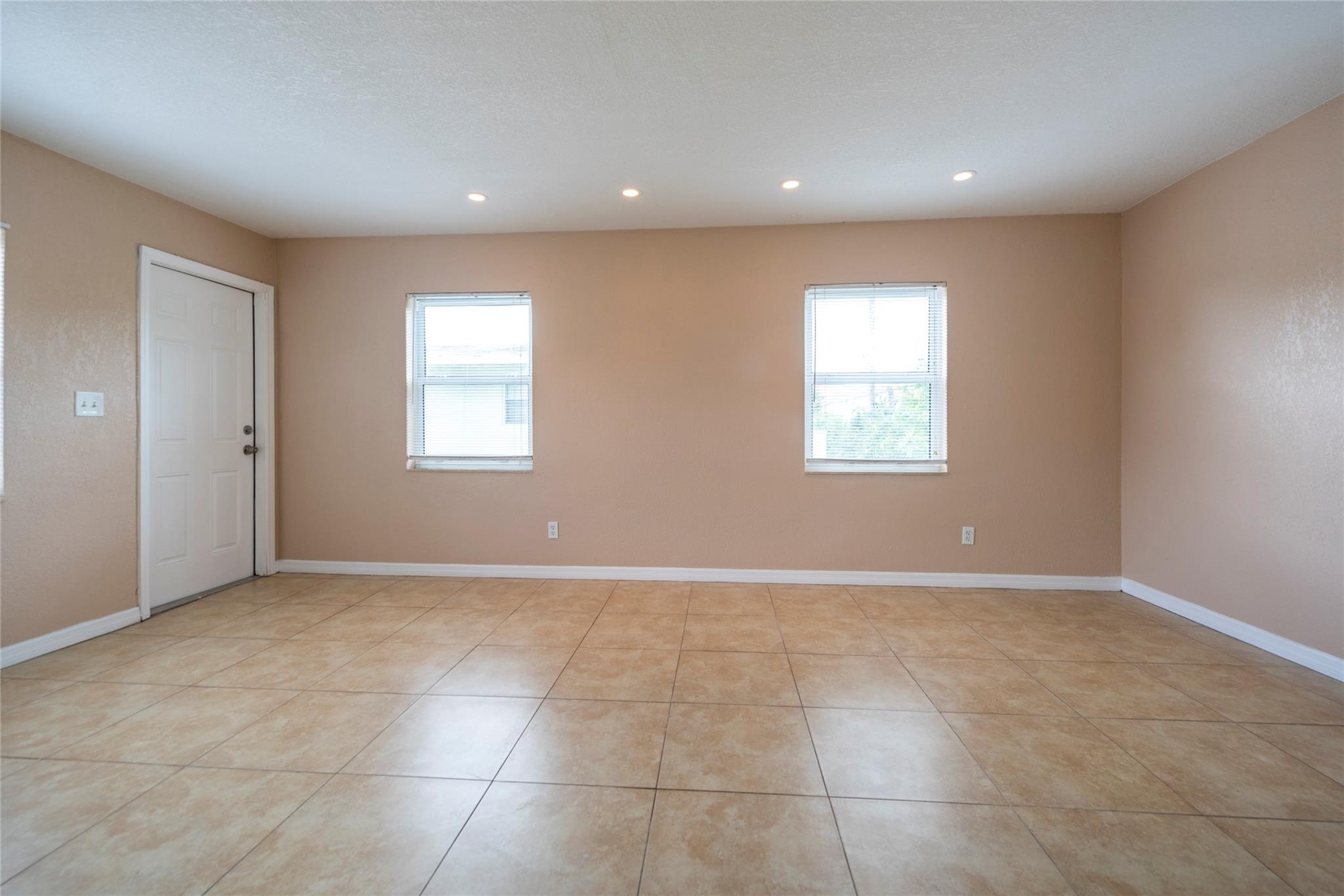 Progresso 2-18 D - Residential Lease