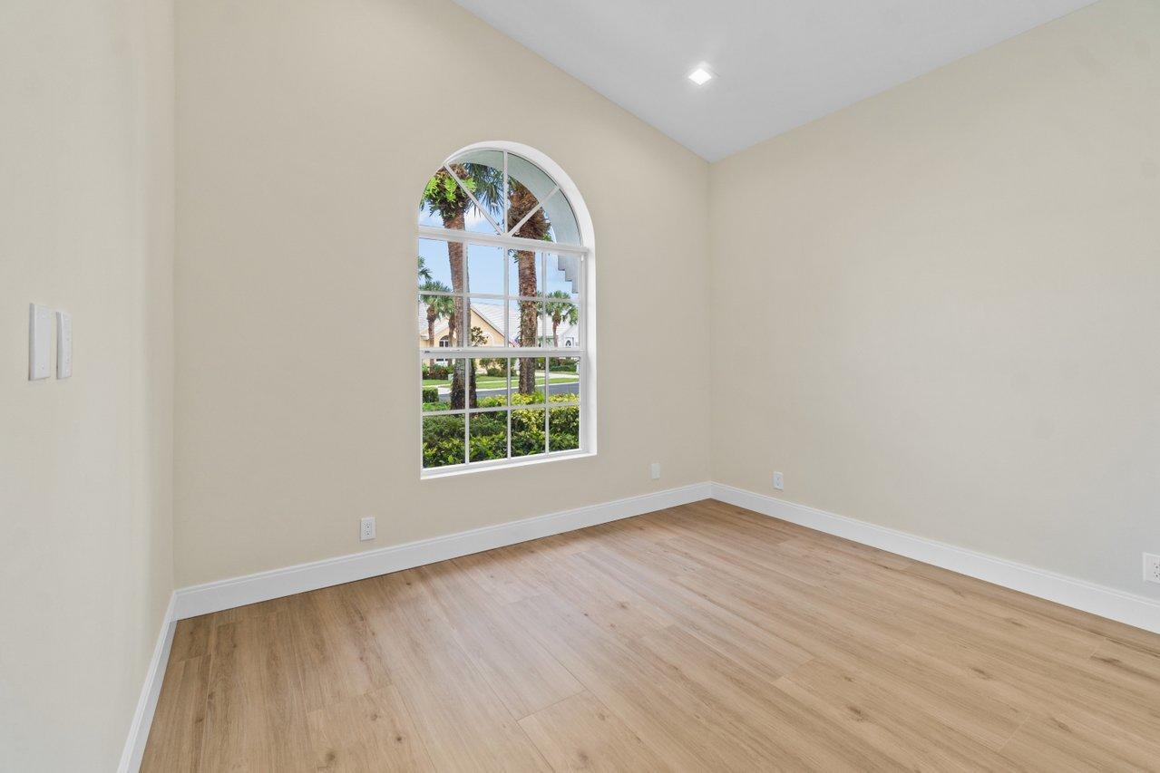 BERMUDA ISLE AT ABERDEEN - Residential