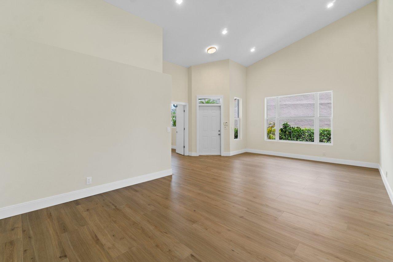 BERMUDA ISLE AT ABERDEEN - Residential