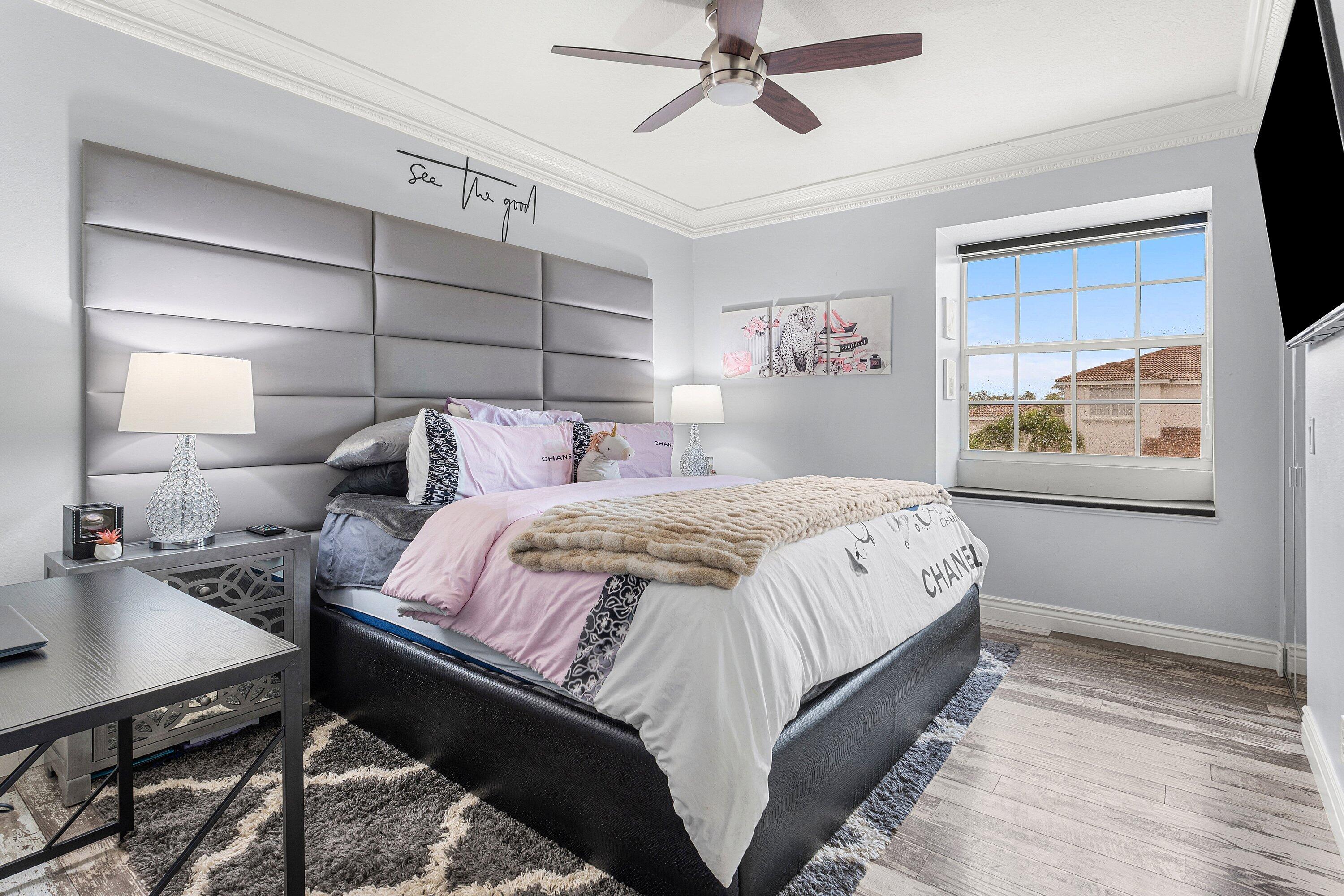 VILLAGES OF WINDSOR 1 - Residential