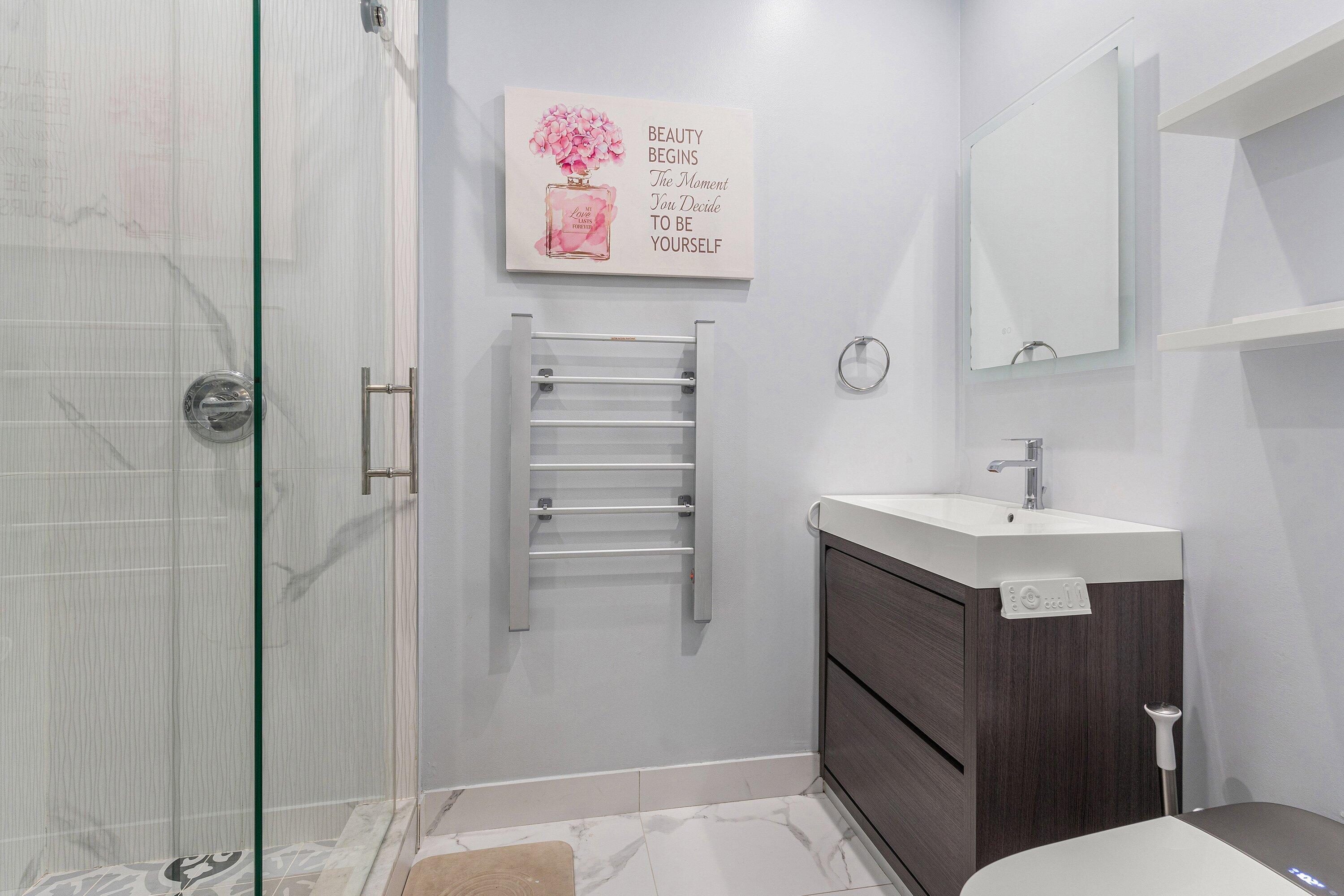 VILLAGES OF WINDSOR 1 - Residential