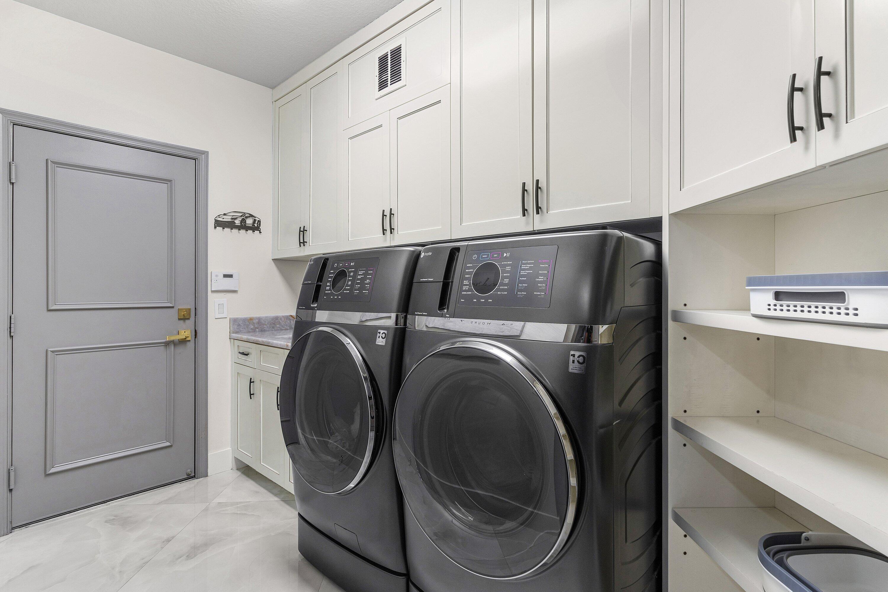 VILLAGES OF WINDSOR 1 - Residential