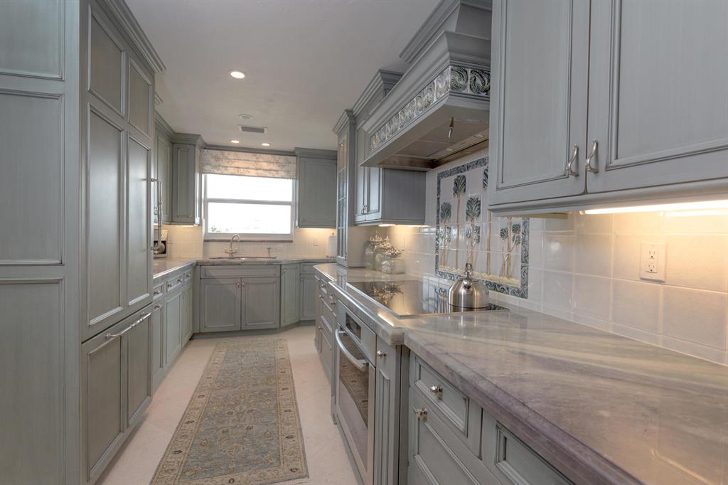 VILLAS INC - Residential