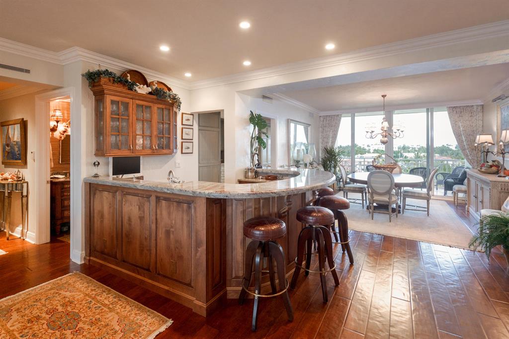 VILLAS INC - Residential