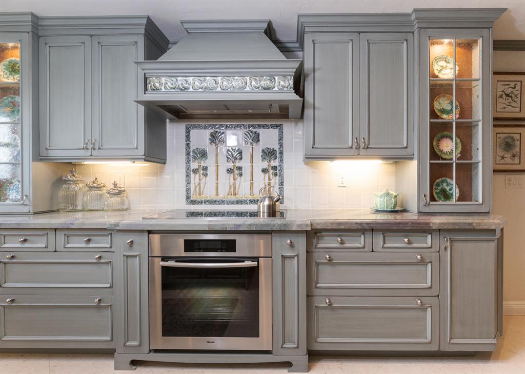 VILLAS INC - Residential