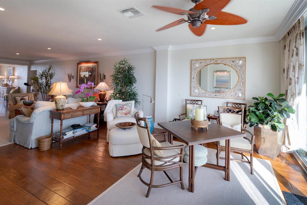 VILLAS INC - Residential