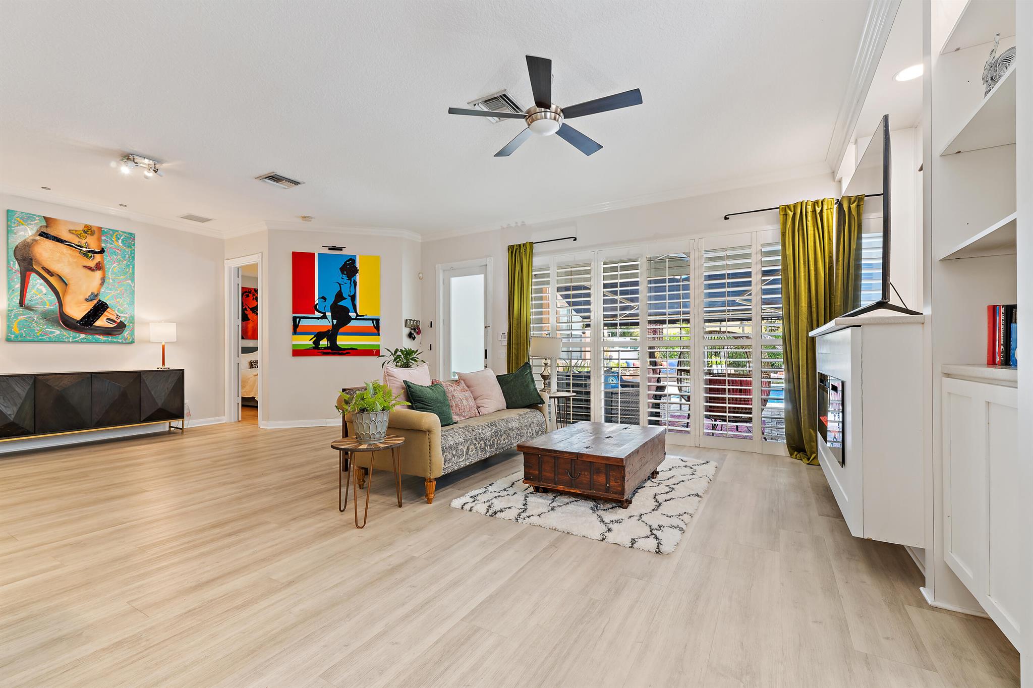 231 Caravelle Drive