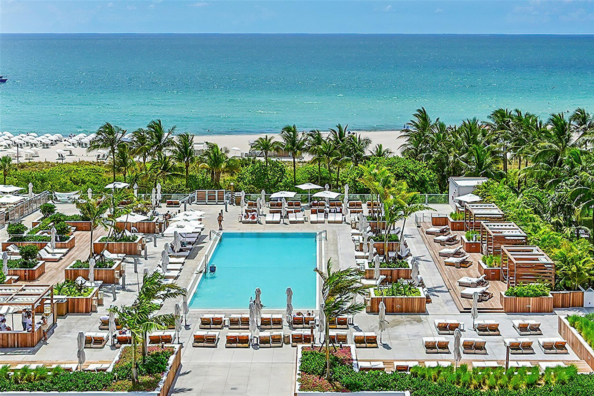 Roney Palace - Residential