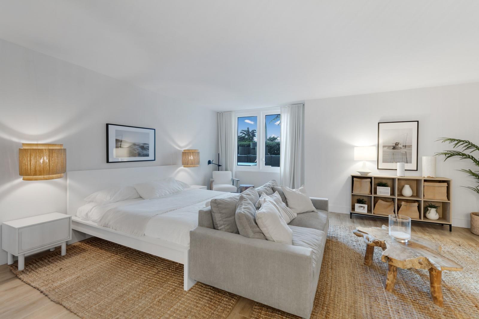 Roney Palace - Residential