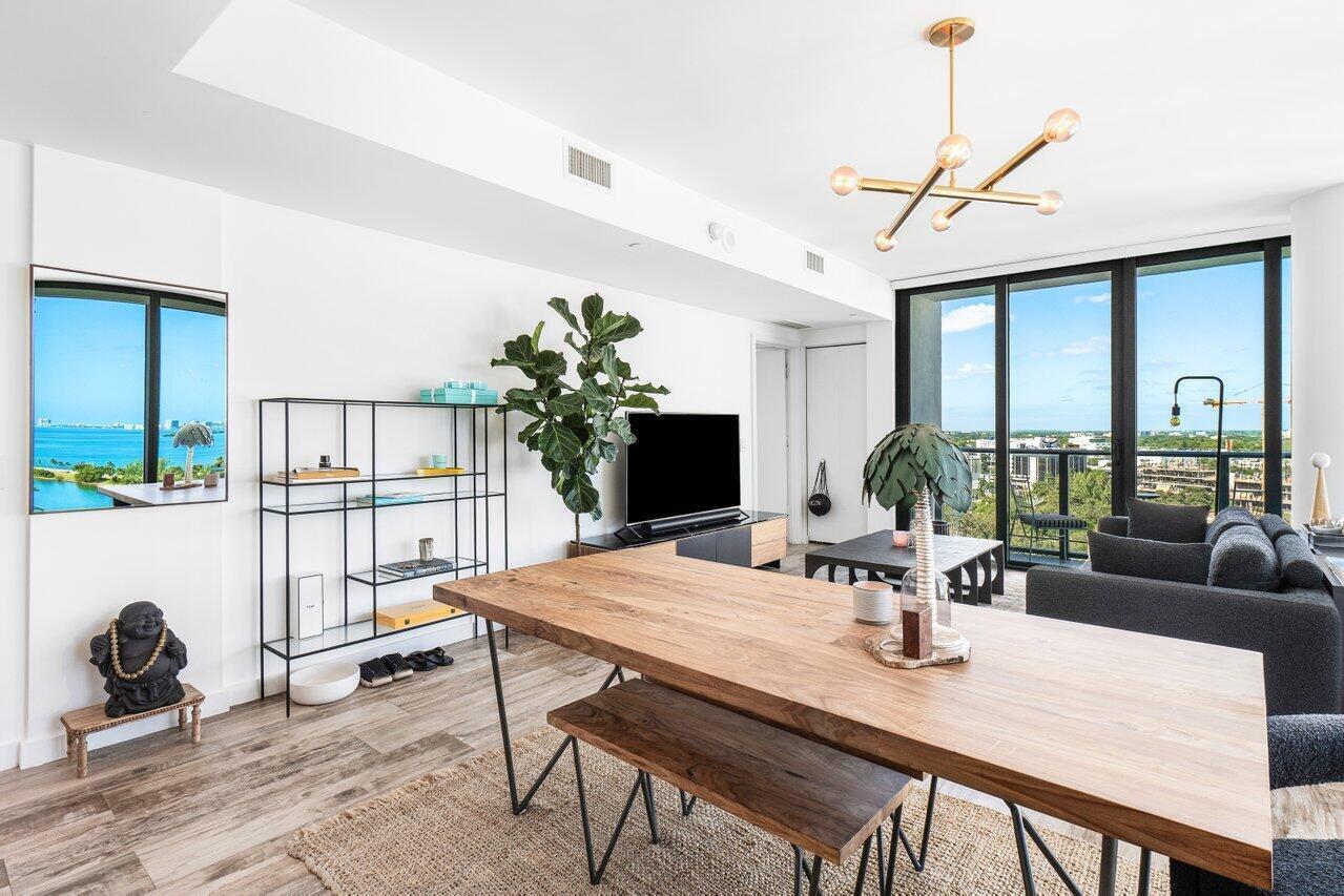 650 NE 32ND Street 1508