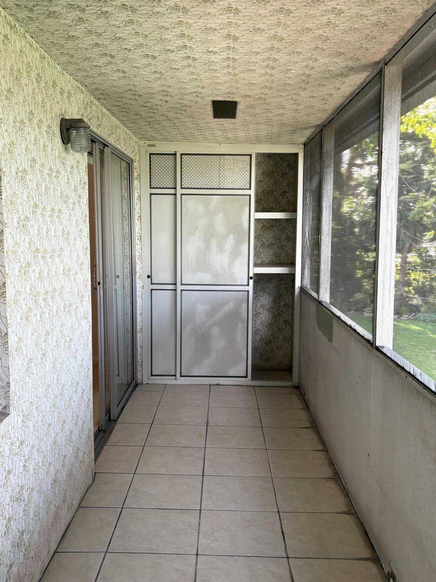 SUSSEX CONDO - Residential