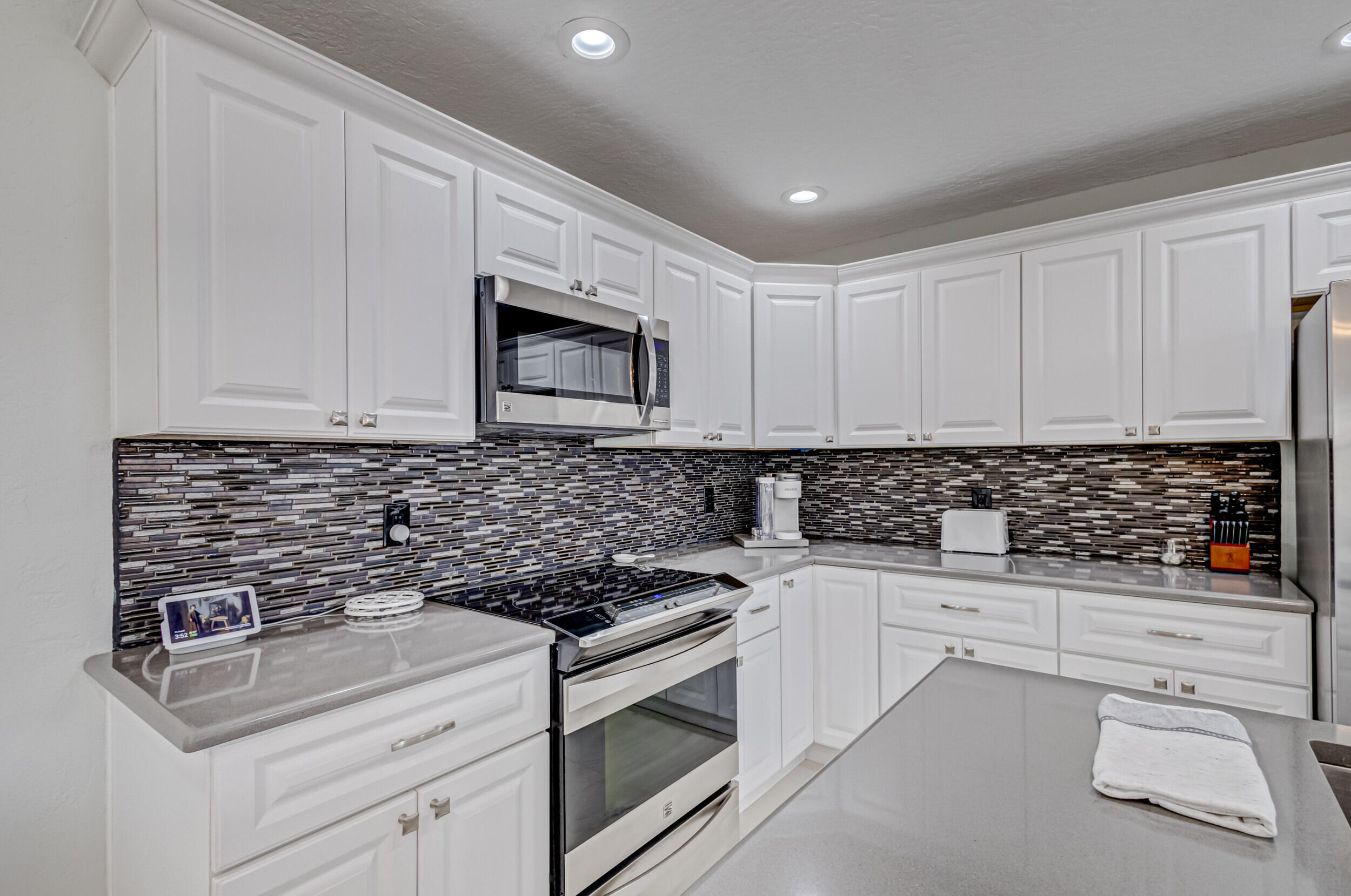 BARCLAY CLUB AT PGA NATL - Residential Lease