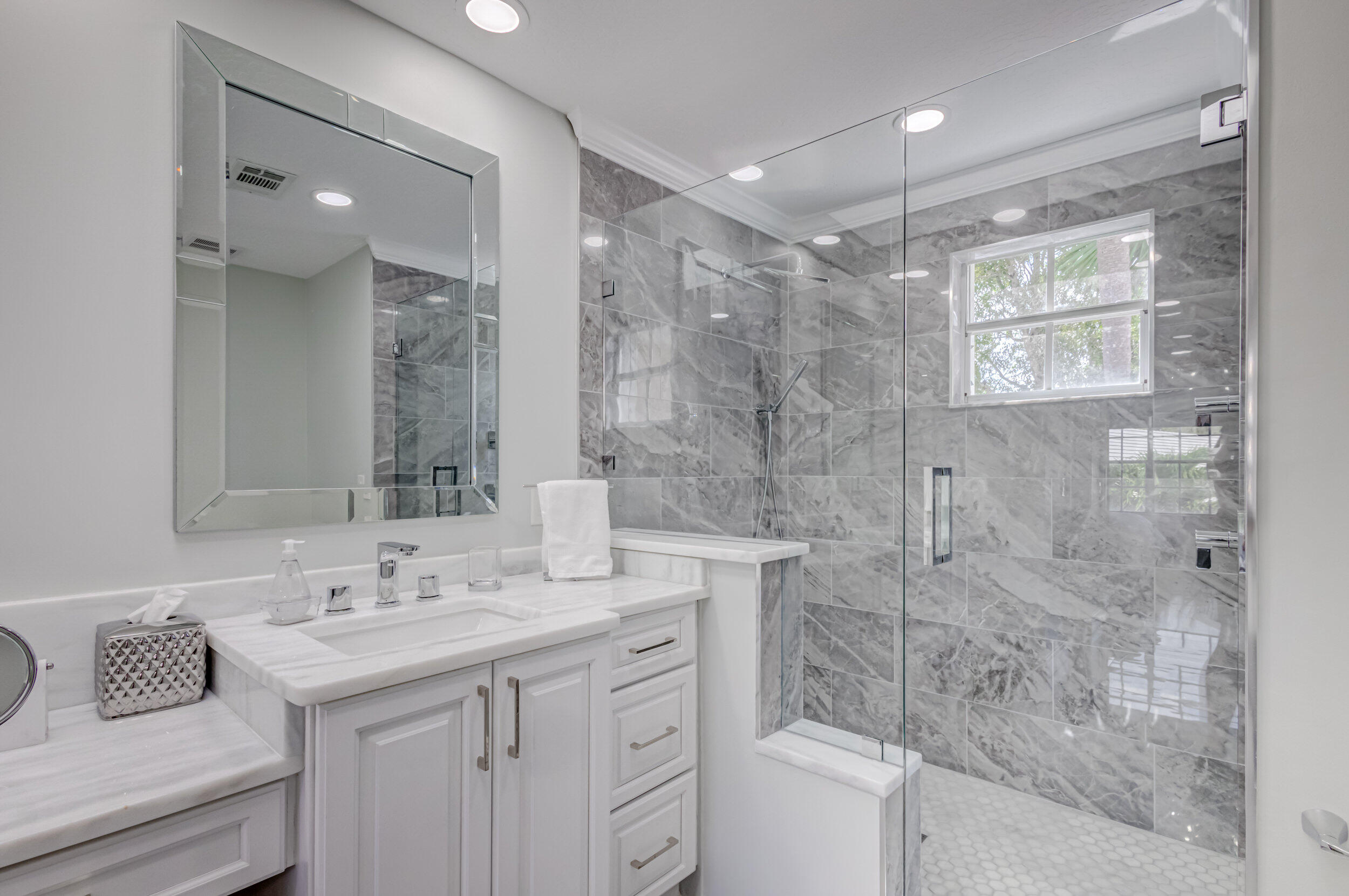 BARCLAY CLUB AT PGA NATL - Residential Lease