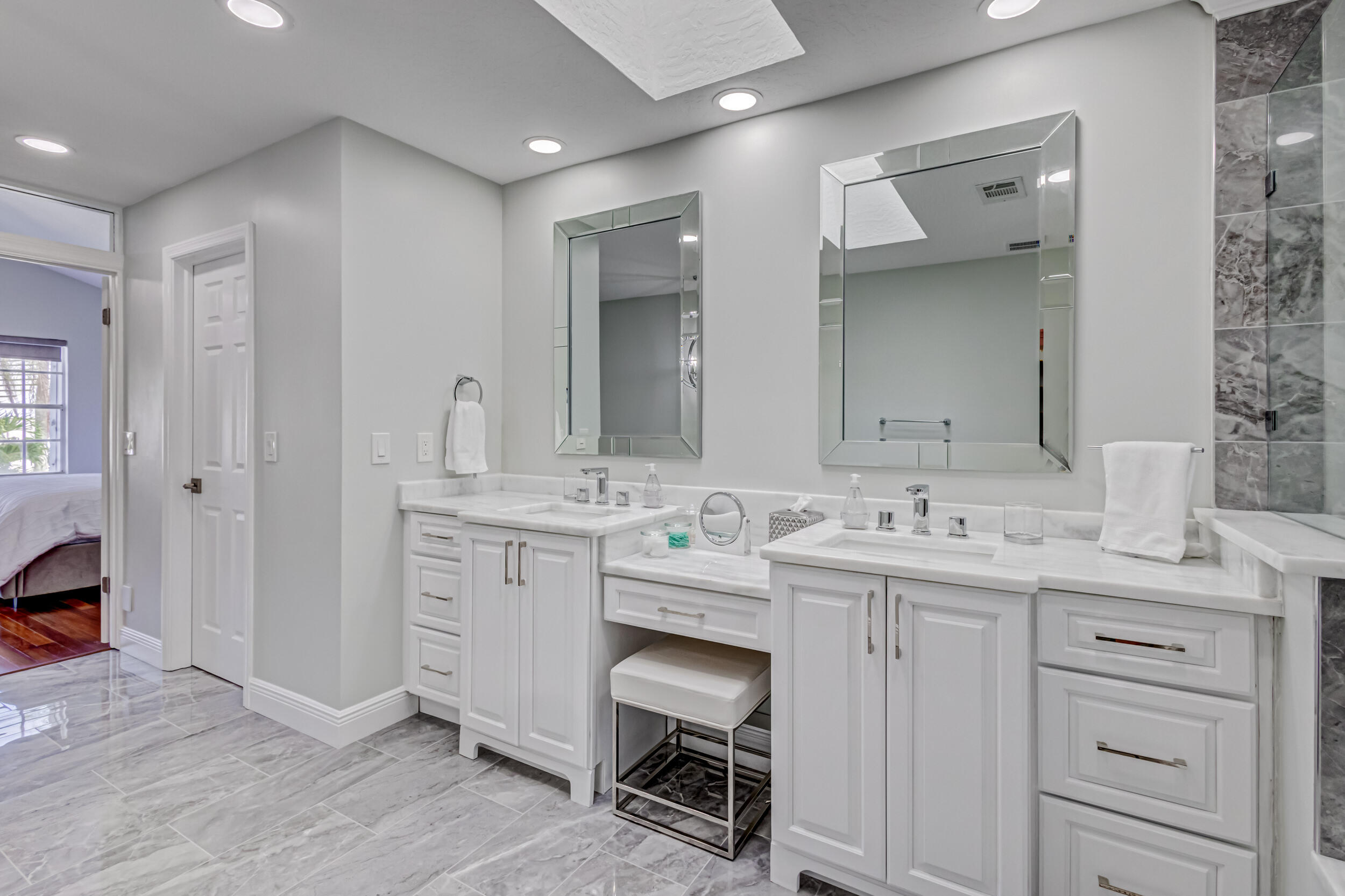 BARCLAY CLUB AT PGA NATL - Residential Lease