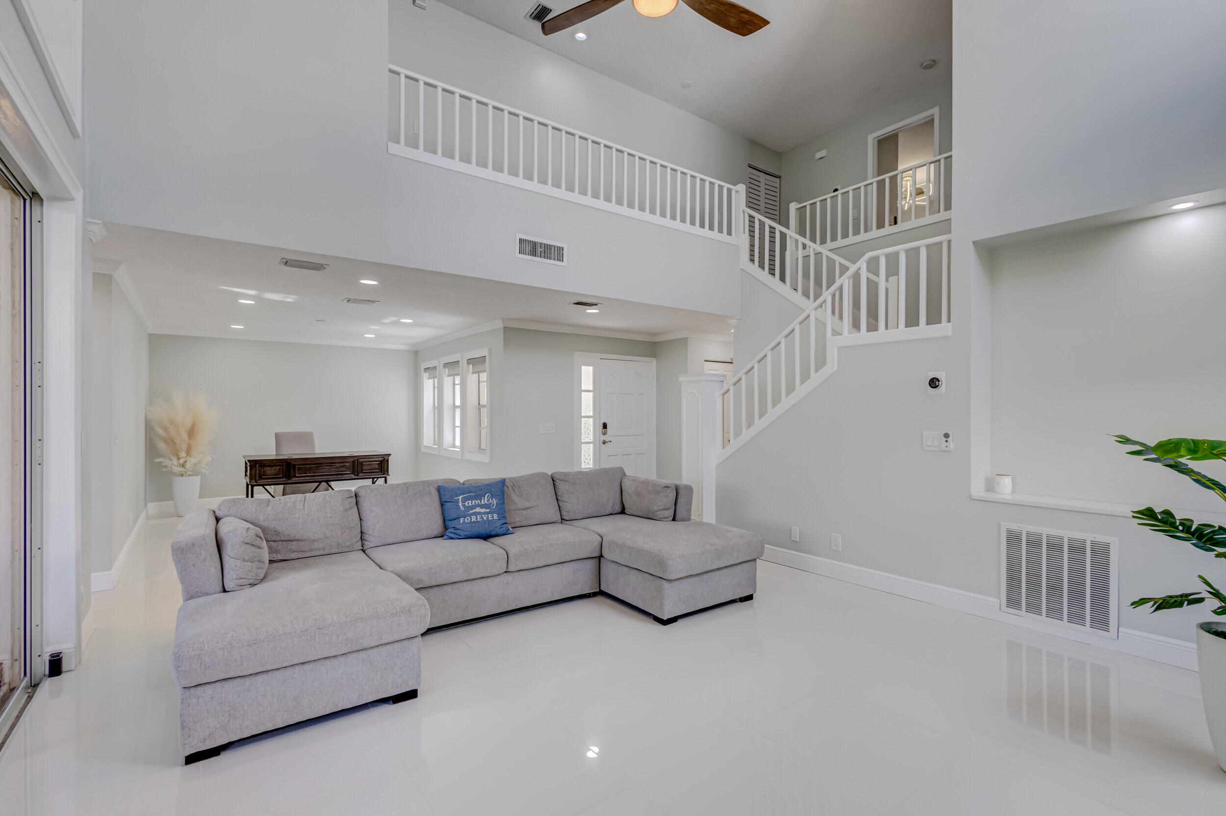 BARCLAY CLUB AT PGA NATL - Residential Lease