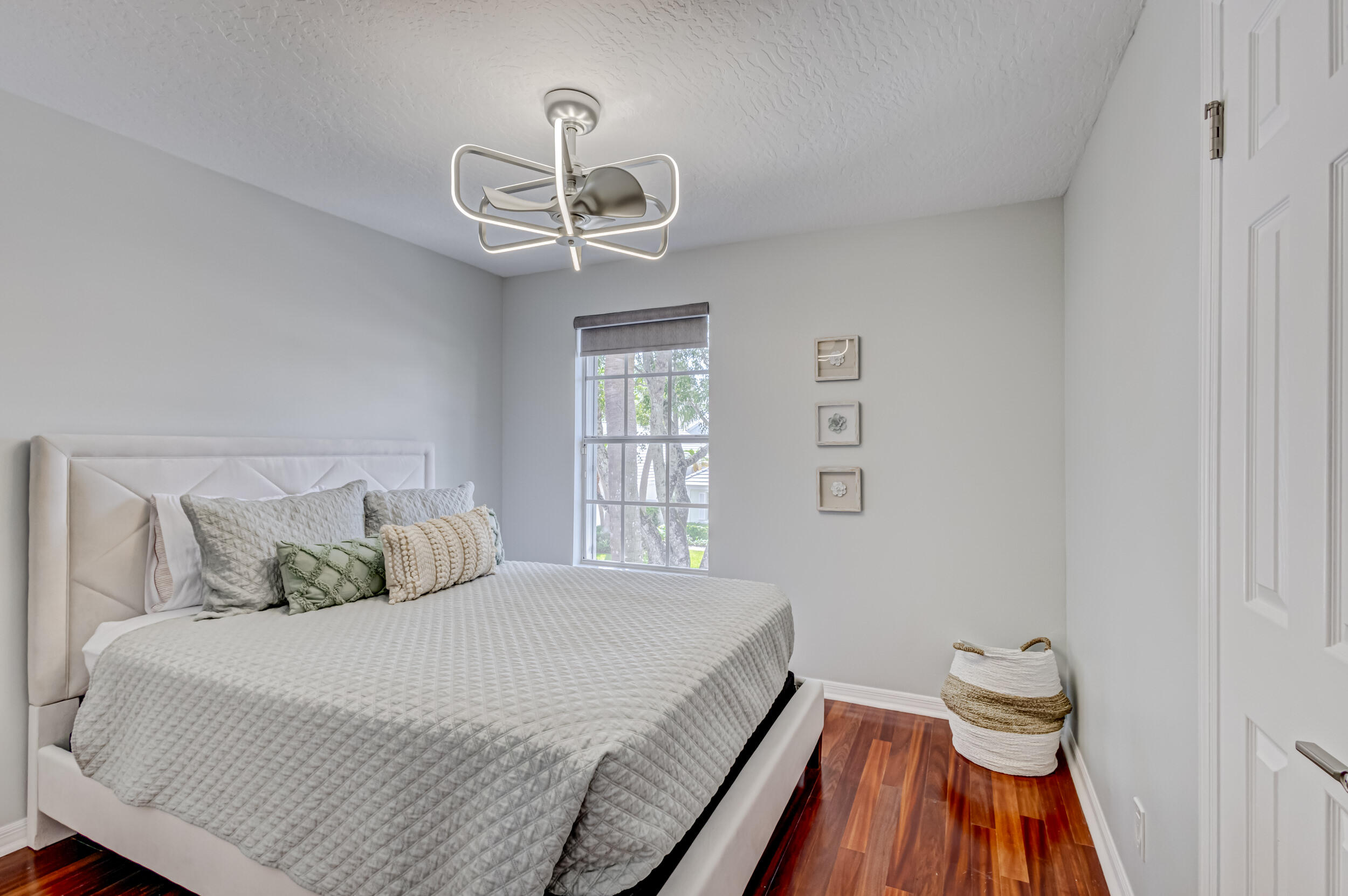 BARCLAY CLUB AT PGA NATL - Residential Lease