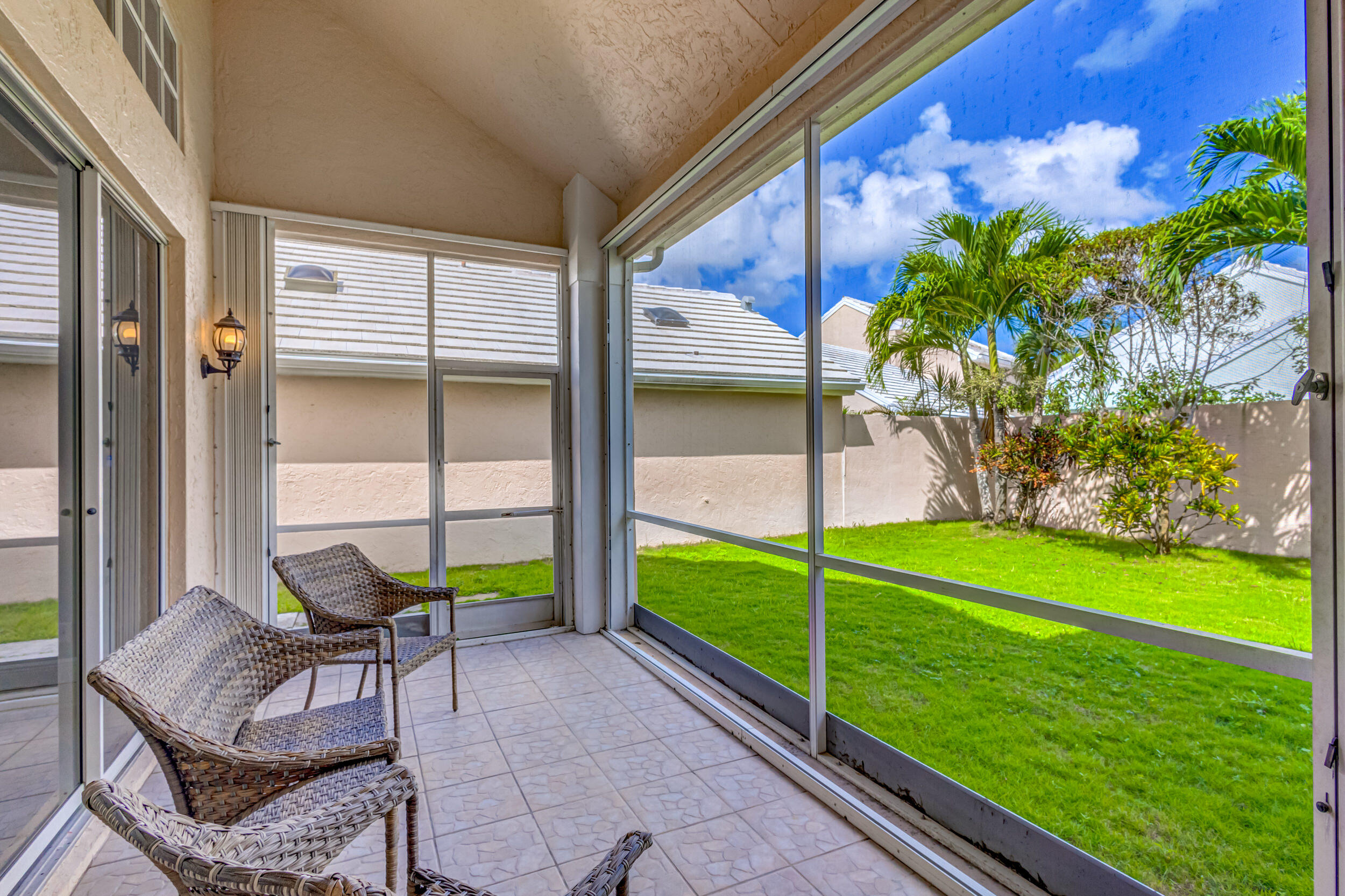 BARCLAY CLUB AT PGA NATL - Residential Lease