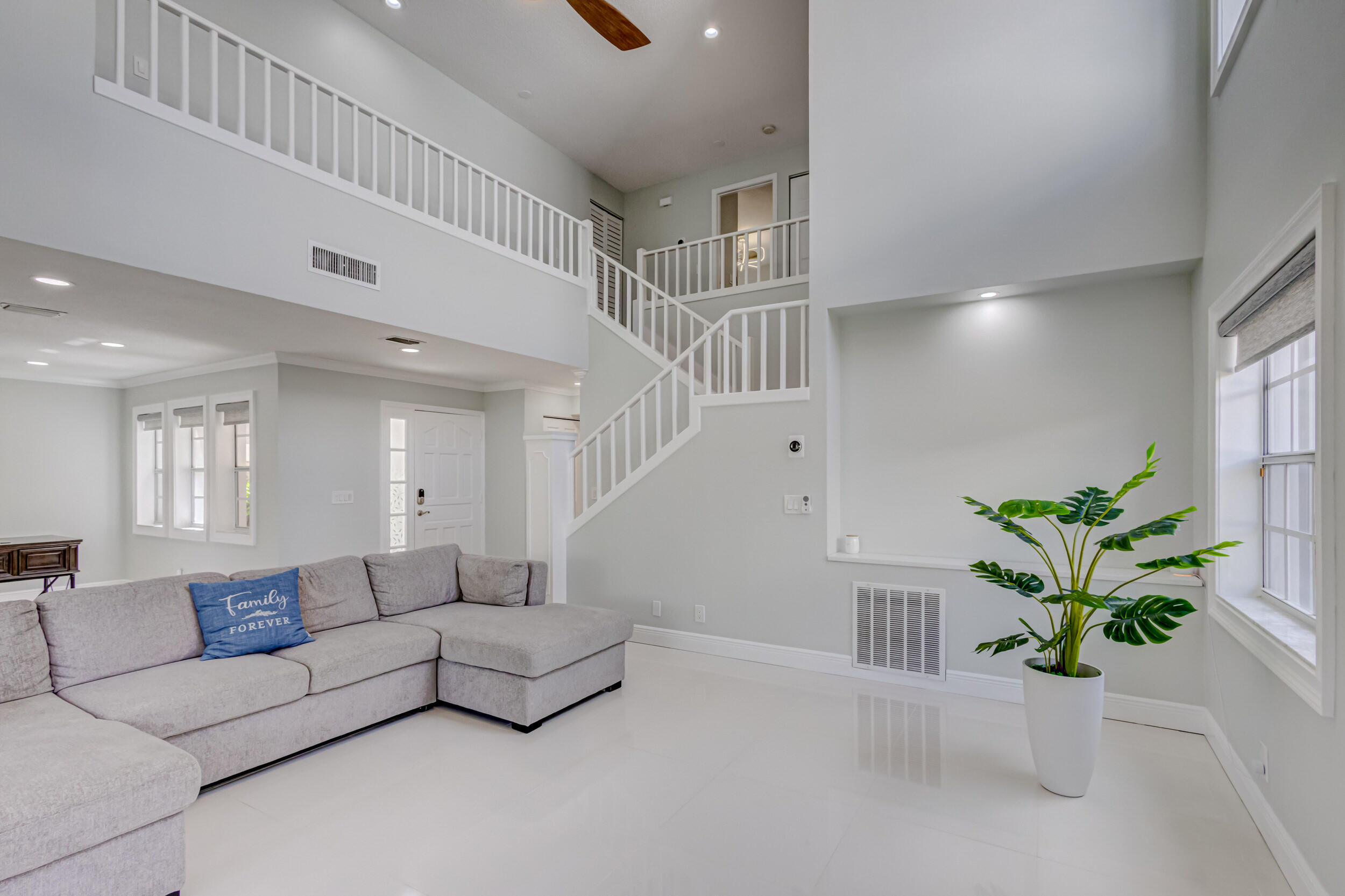 BARCLAY CLUB AT PGA NATL - Residential Lease