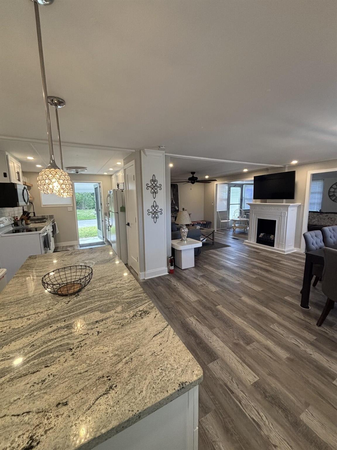 Spanish Lakes One - Residential