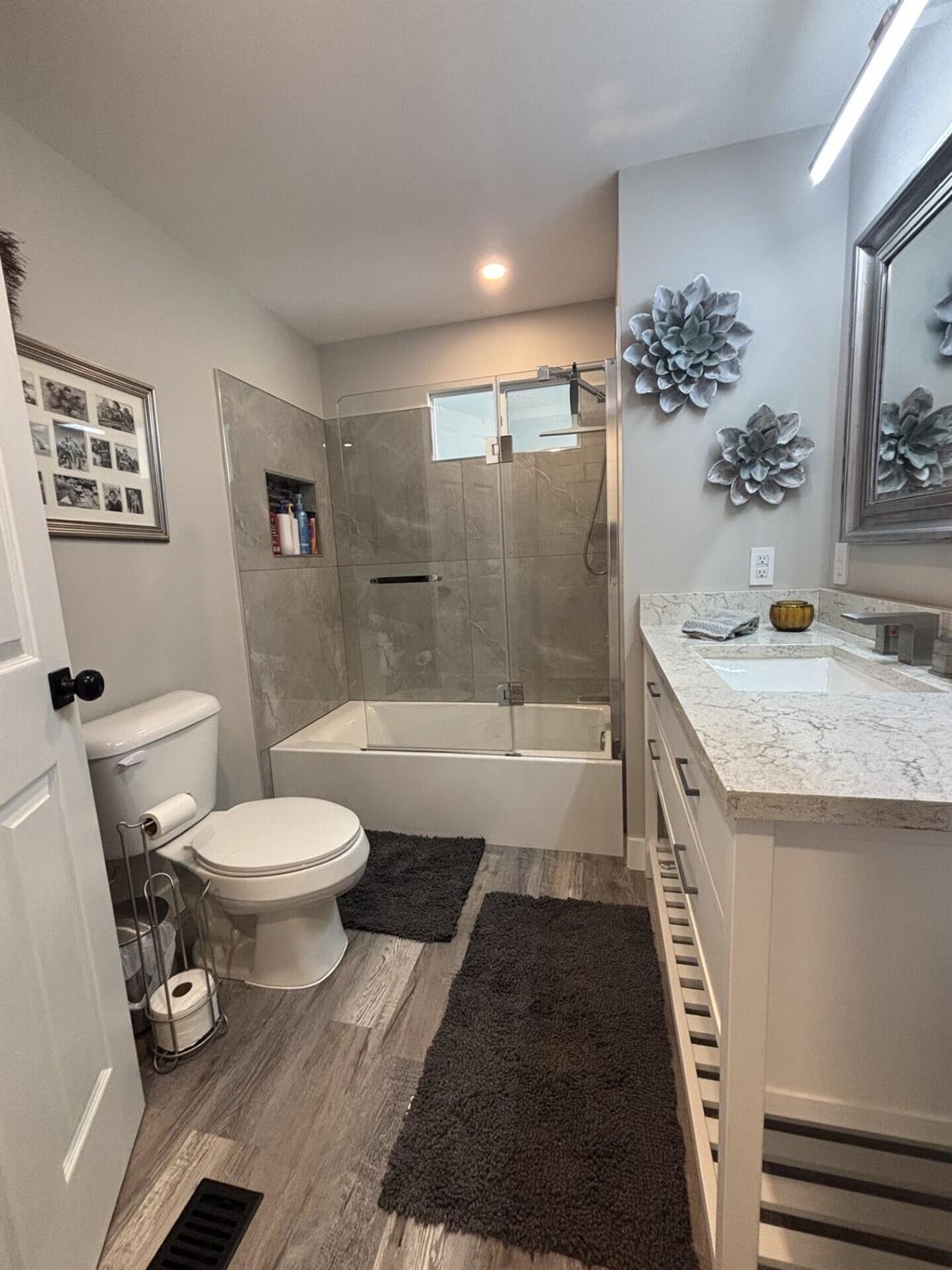 Spanish Lakes One - Residential