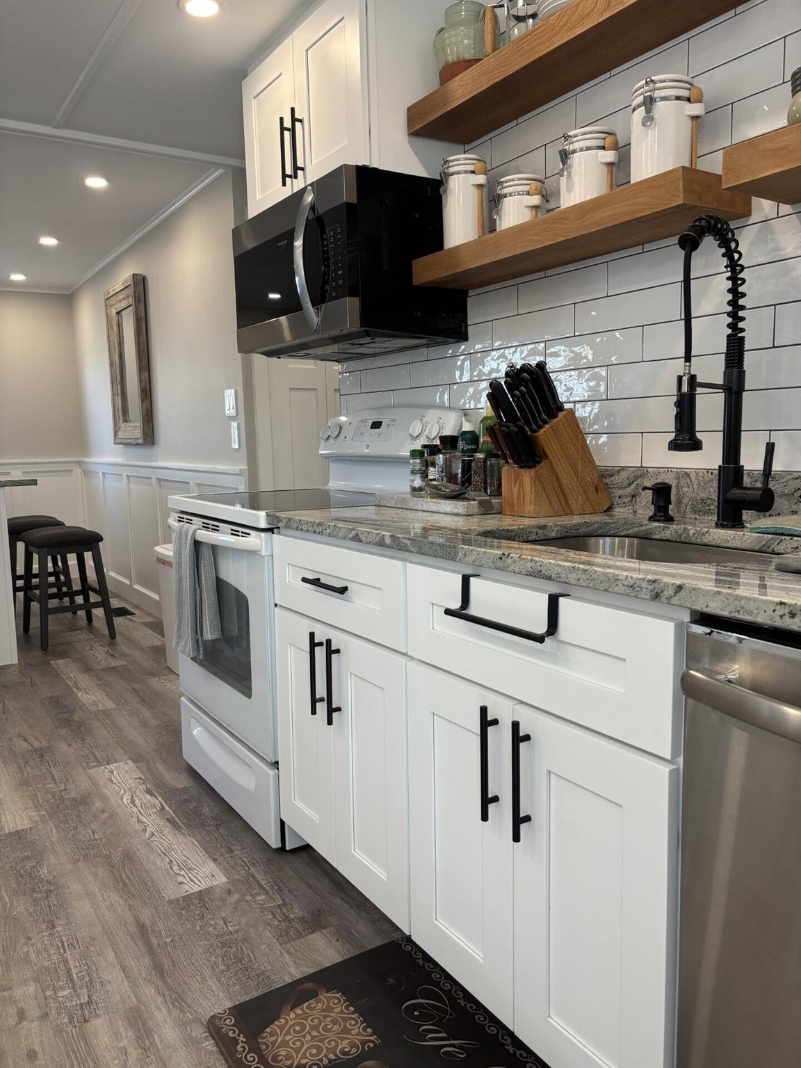 Spanish Lakes One - Residential