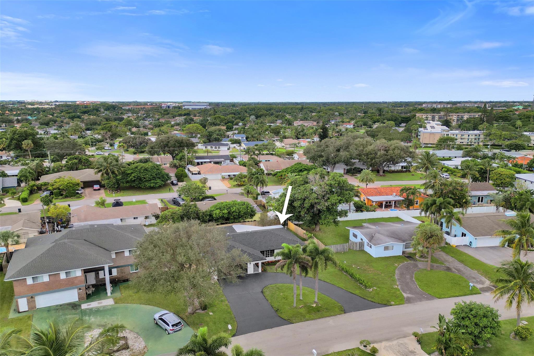 TROPIC PALMS 1 - Residential