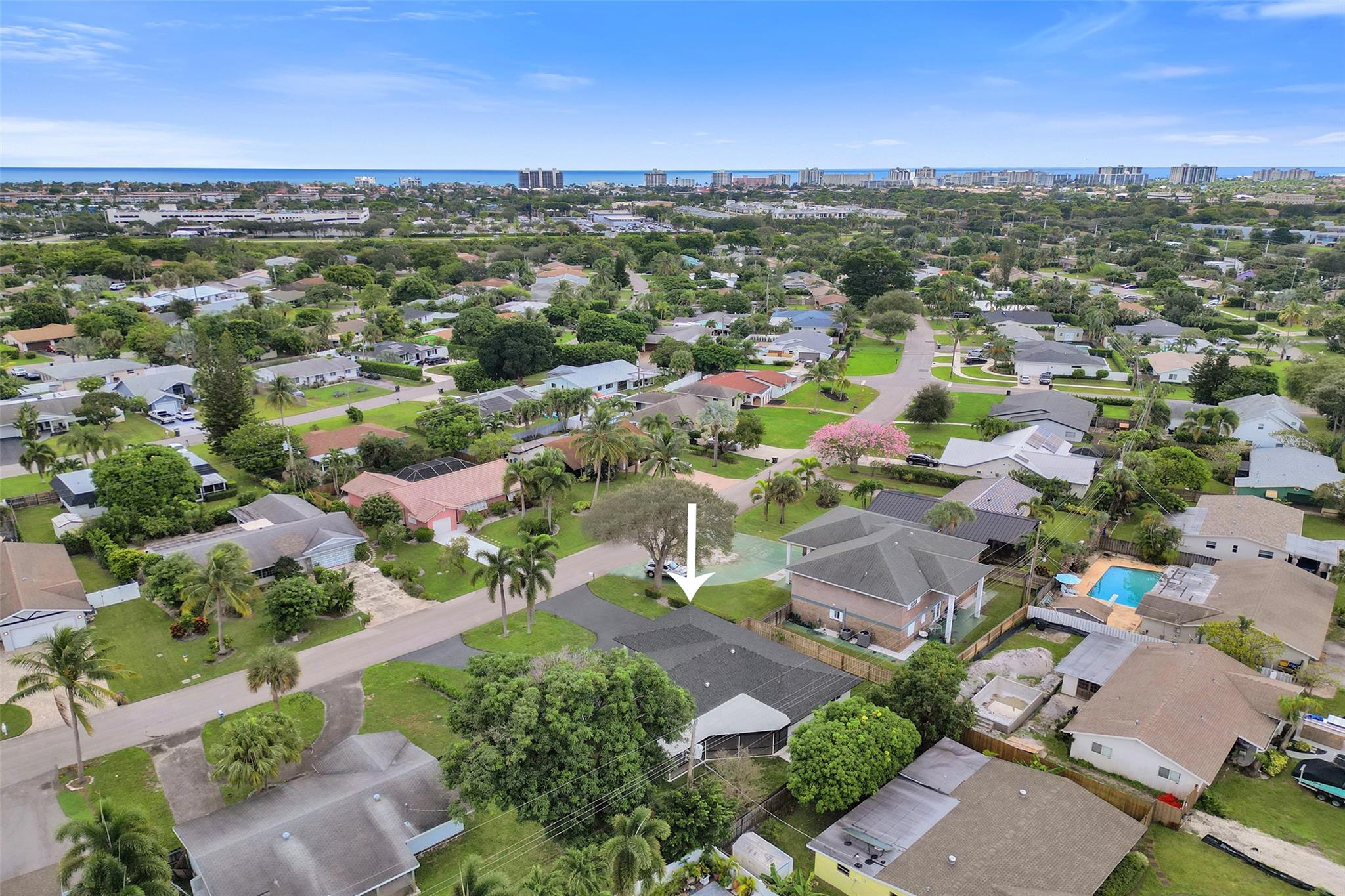 TROPIC PALMS 1 - Residential